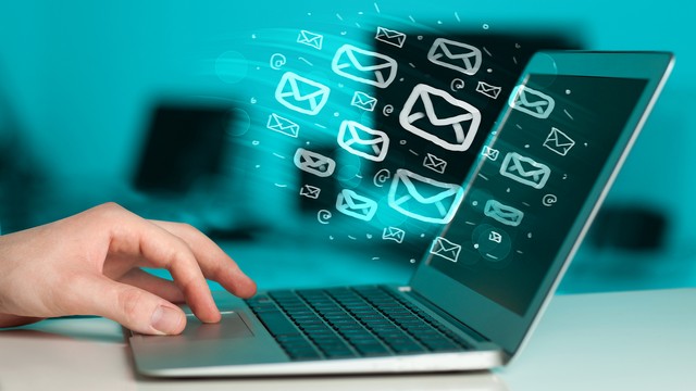 4 lý do khiến bạn phải xây dựng một bản tin email thường xuyên