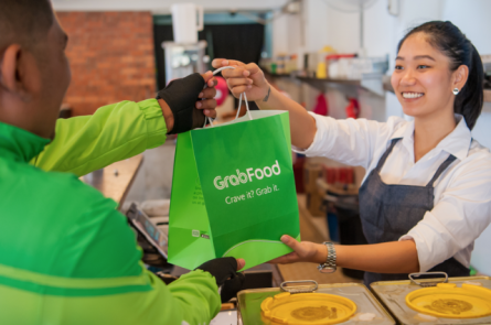 Ứng dụng Grab Merchant giúp chủ quán quản lý gian hàng trên GrabFood